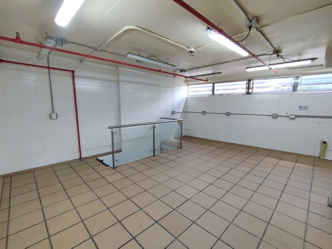 Local en arriendo en Loma Del Escobero, Envigado, 54 m² · foto 4 de 11