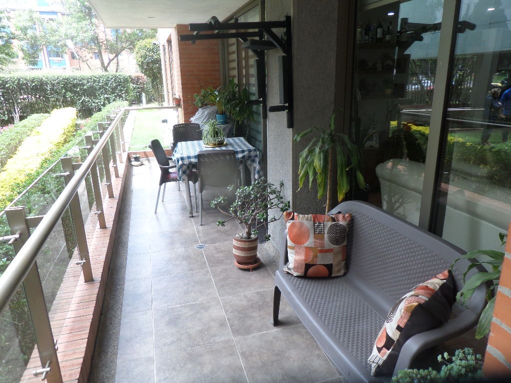 Apartamento en venta en Ciudad Salitre Occidental, Bogotá · foto 2 de 23