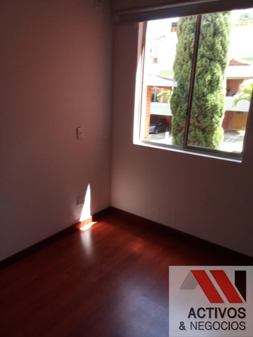 Casa de 4 alcobas en venta en Loma Del Chocho, Envigado, 300 m² · foto 24 de 24