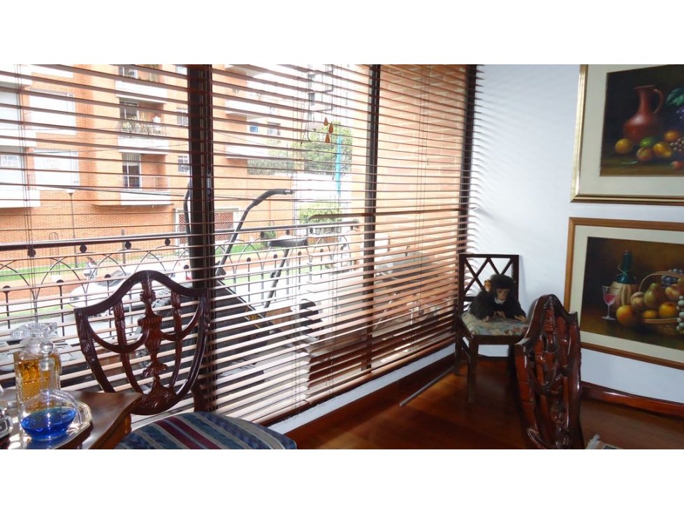 Apartamento en venta en Chicó Navarra, Bogotá · foto 3 de 24