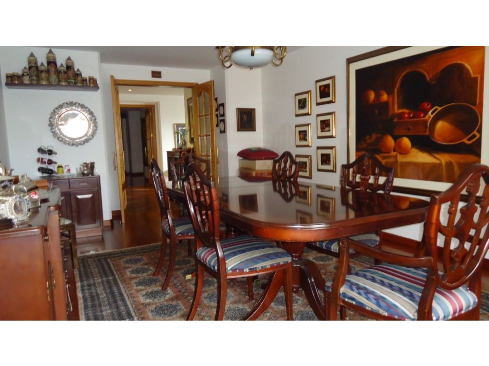 Apartamento en venta en Chicó Navarra, Bogotá · foto 4 de 24