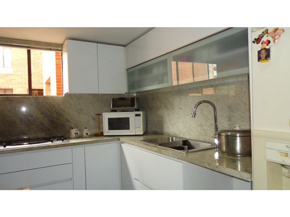 Apartamento en venta en Chicó Navarra, Bogotá · foto 15 de 24