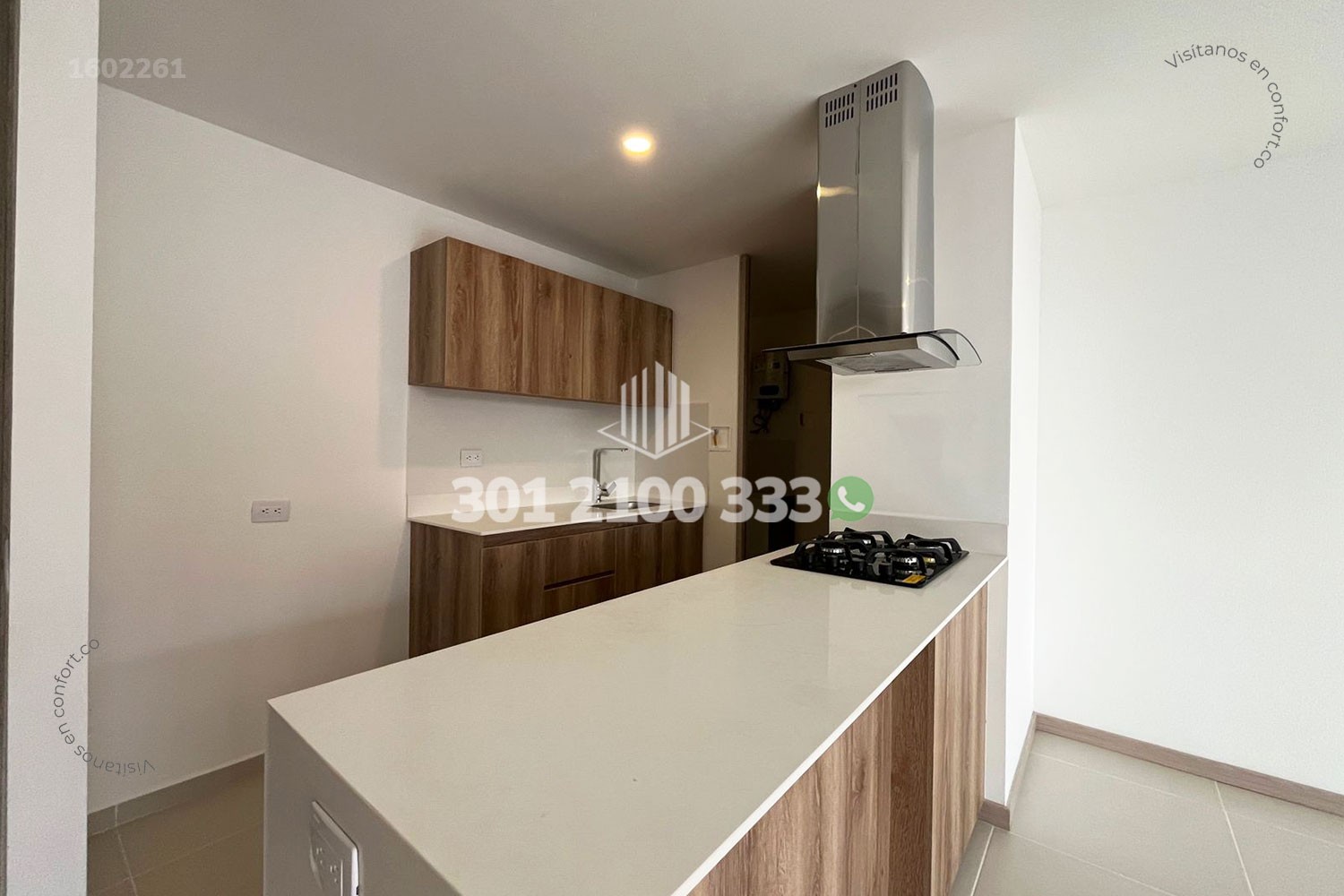 Apartamento en arriendo en Ciudad Del Río, Medellín · foto 3 de 24