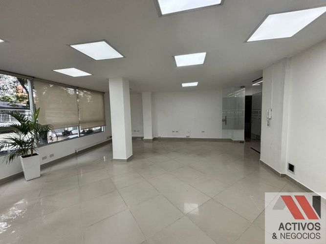 Oficina en arriendo en Suramericana, Medellín, 85 m² · foto 3 de 6
