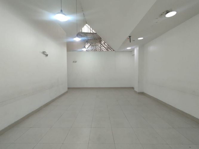 Local en arriendo en Primero De Febrero, Pereira, 780 m² · foto 2 de 9