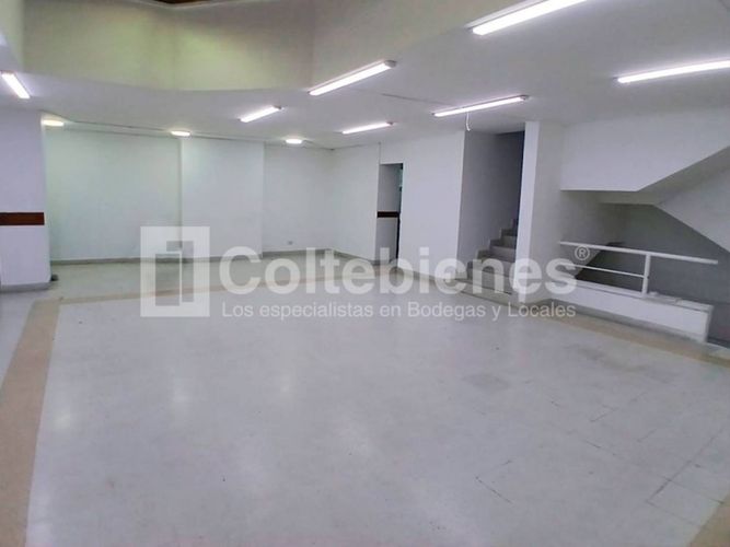 Local en arriendo en Bomboná No. 1, Medellín, 280 m² · foto 2 de 20