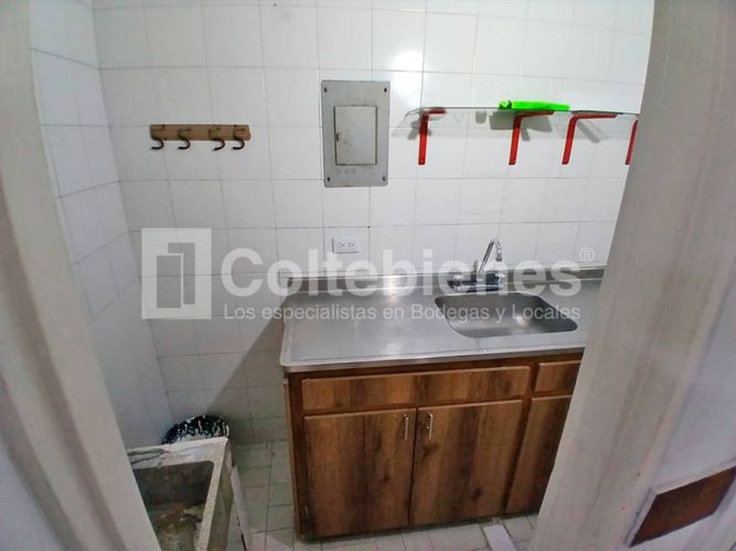 Local en arriendo en Bomboná No. 1, Medellín, 280 m² · foto 5 de 20