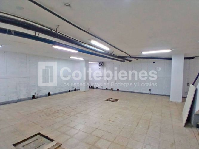 Local en arriendo en Bomboná No. 1, Medellín, 280 m² · foto 18 de 20