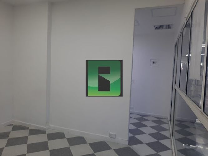Local en arriendo en La Candelaria, Medellín, 23 m² · foto 8 de 14
