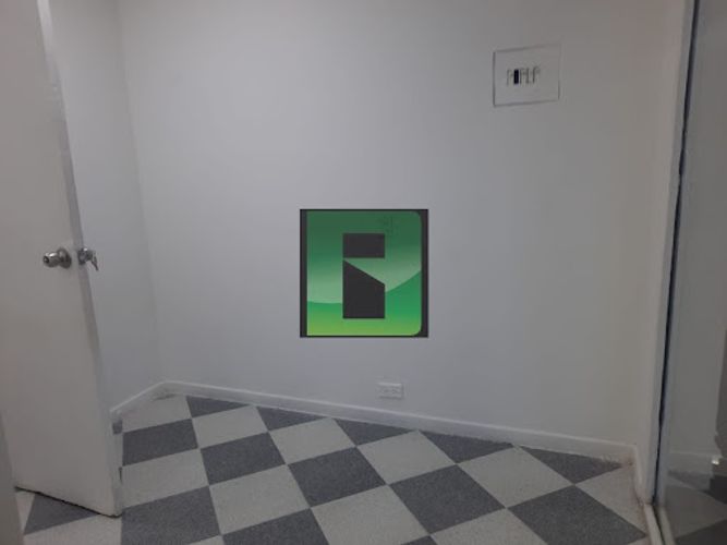 Local en arriendo en La Candelaria, Medellín, 23 m² · foto 13 de 14