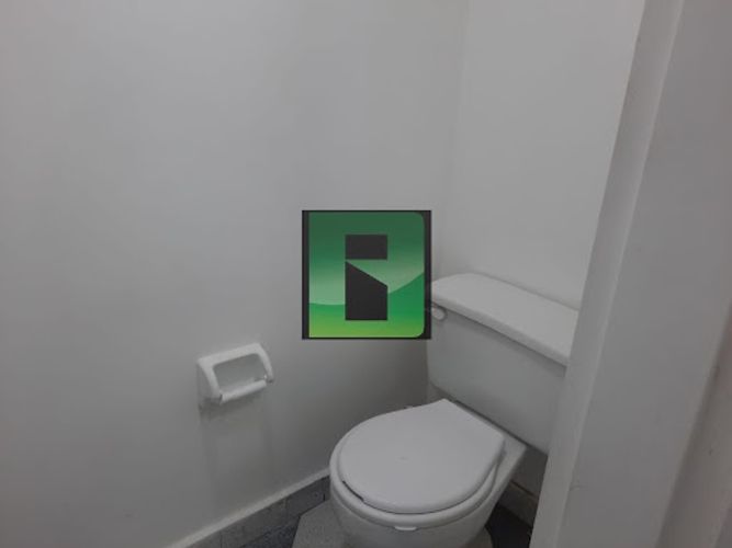 Local en arriendo en La Candelaria, Medellín, 23 m² · foto 14 de 14