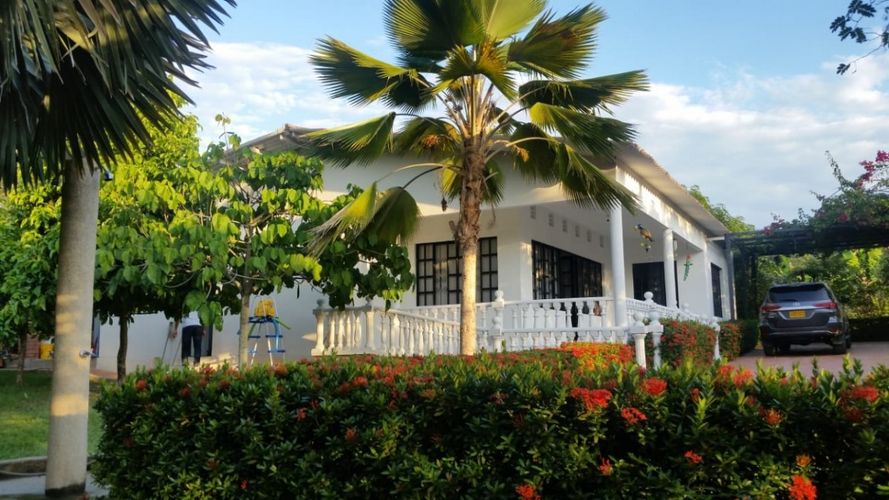 Finca en venta en Ricaurte, 1008 m² · foto 2 de 20