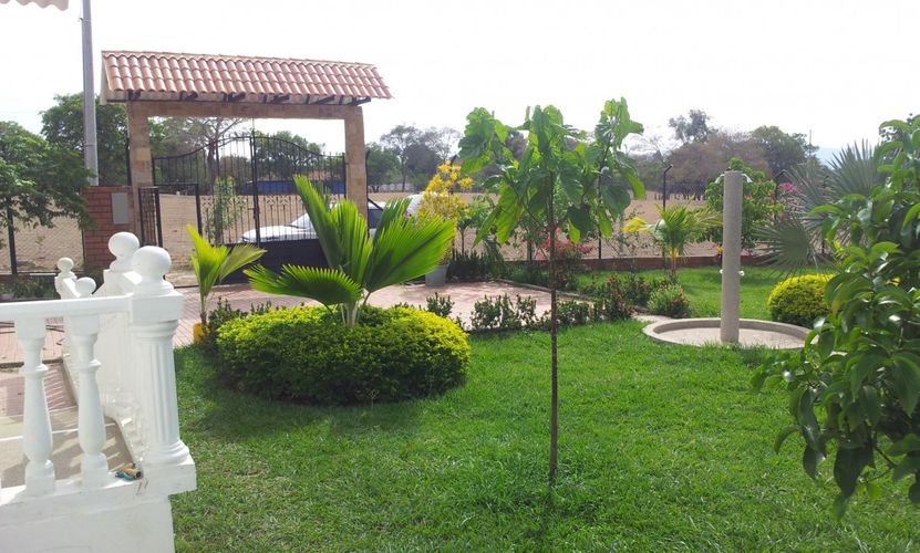 Finca en venta en Ricaurte, 1008 m² · foto 6 de 20