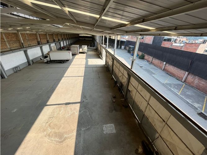 Bodega en venta en Cr. Cibeles, Madrid · foto 18 de 22