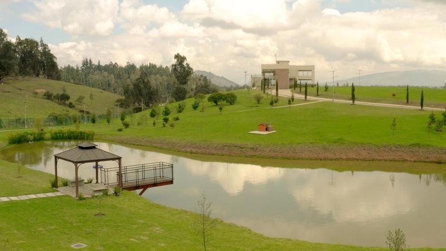 Lote en venta en La Violeta, Sopó, 1710 m² · foto 2 de 15