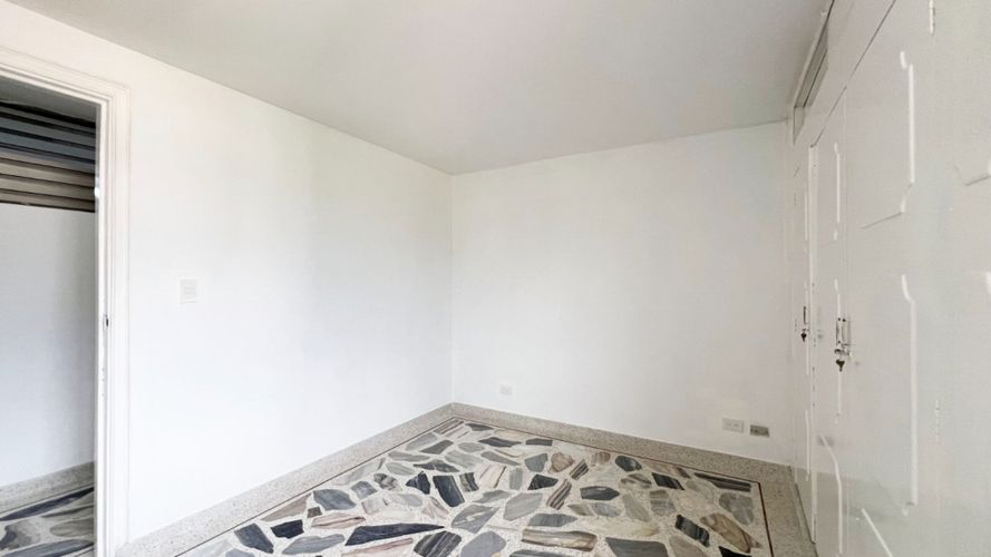 Apartamento de 4 alcobas en venta en Cuarto De Legua - Guadalupe, Cali, 118 m² · foto 4 de 24