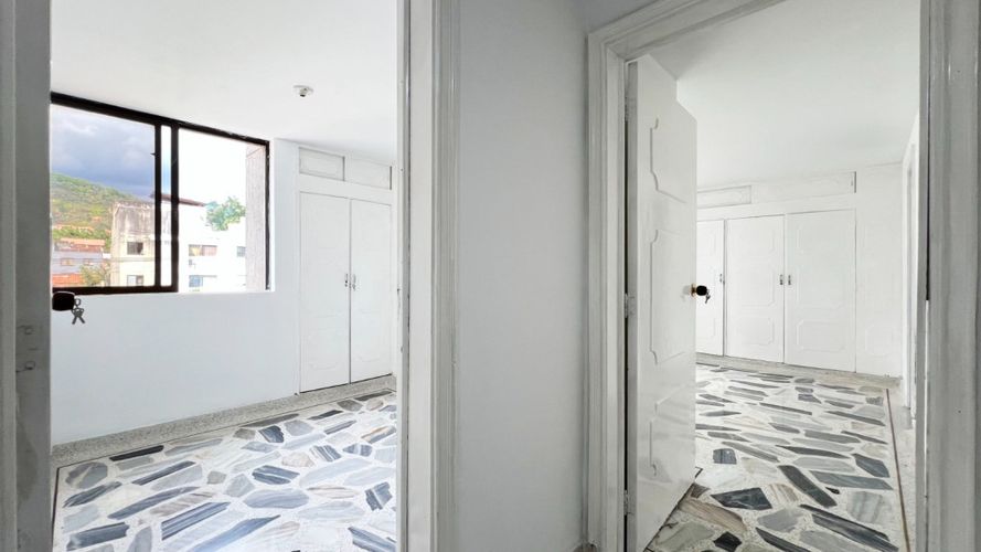 Apartamento de 4 alcobas en venta en Cuarto De Legua - Guadalupe, Cali, 118 m² · foto 12 de 24