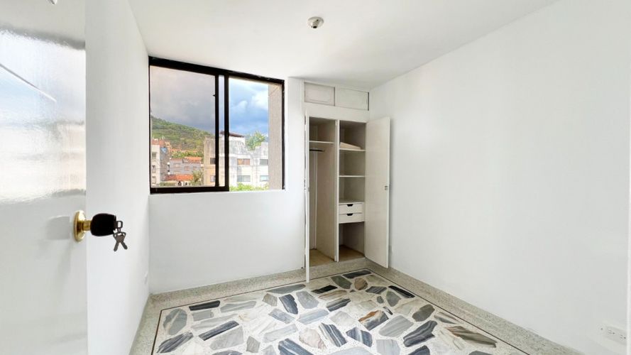 Apartamento de 4 alcobas en venta en Cuarto De Legua - Guadalupe, Cali, 118 m² · foto 21 de 24