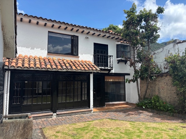 Casa en venta en Santa Barbara Alta, Bogotá · foto 9 de 24