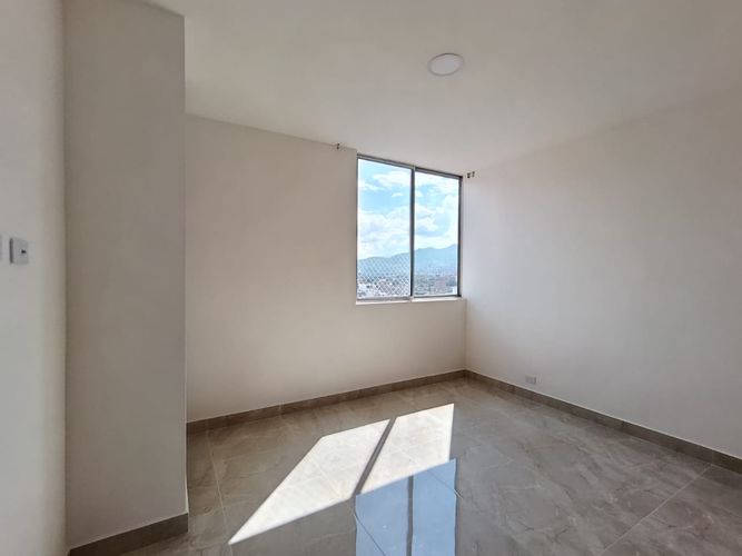 Apartamento de 3 alcobas en arriendo en Laureles, Medellín, 148 m² · foto 9 de 20