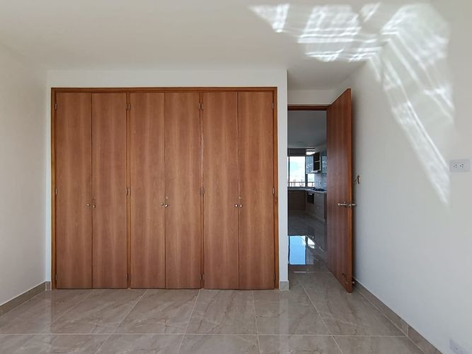 Apartamento de 3 alcobas en arriendo en Laureles, Medellín, 148 m² · foto 10 de 20