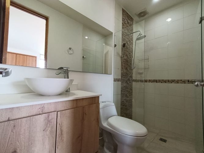 Apartamento de 3 alcobas en arriendo en Laureles, Medellín, 148 m² · foto 16 de 20