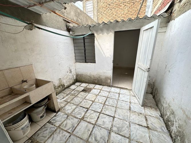 Casa de 3 alcobas en venta en Ciudadela Floralia, Cali, 72 m² · foto 3 de 11