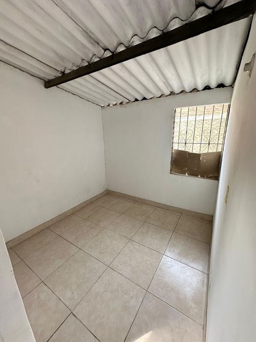 Casa de 3 alcobas en venta en Ciudadela Floralia, Cali, 72 m² · foto 8 de 11