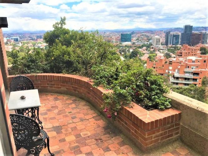 Apartamento de 4 alcobas en venta en Santa Ana Oriental, Bogotá, 420 m² · foto 2 de 22