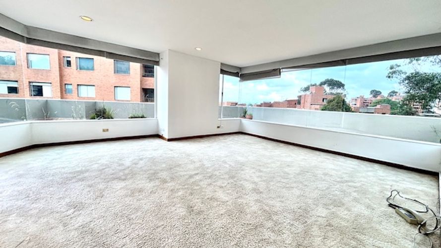 Apartamento en venta en Los Rosales, Bogotá · foto 20 de 24