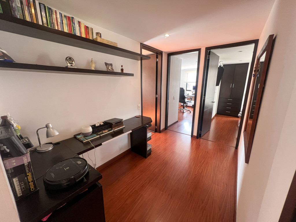 Apartamento en venta en Cedritos, Bogotá · foto 4 de 12
