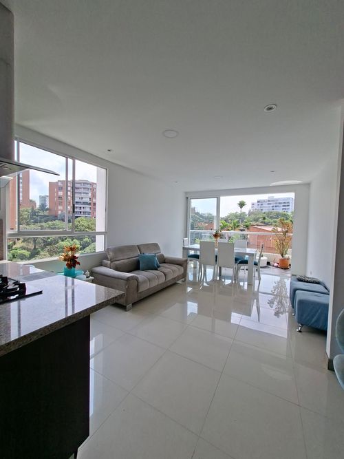Apartamento de 3 alcobas en venta en Santa Teresita, Cali, 123 m² · foto 5 de 11