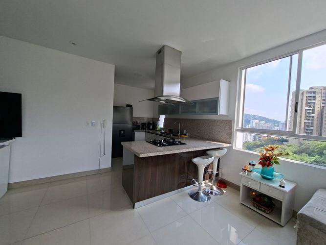 Apartamento de 3 alcobas en venta en Santa Teresita, Cali, 123 m² · foto 7 de 11