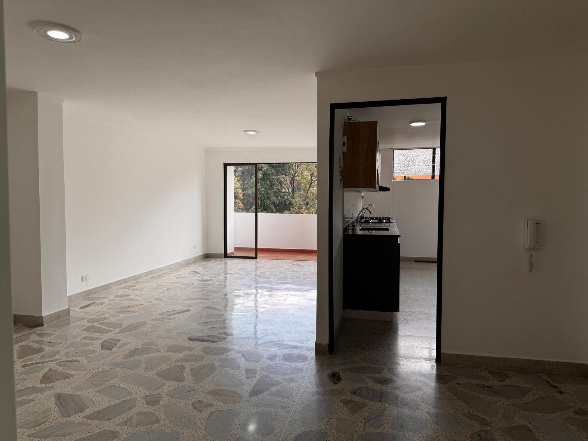 TRANSVERSAL 39 66A 6 AP 501 - Photo 2