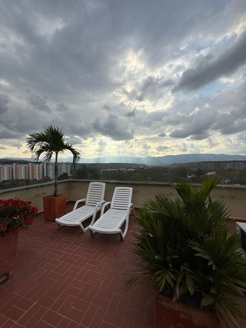 Apartamento de 5 alcobas en venta en Cañaveral, Floridablanca, 164 m² · foto 3 de 24