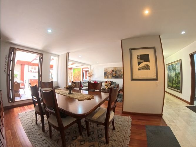 Apartamento de 4 alcobas en venta en San Patricio, Bogotá, 263 m² · foto 2 de 20