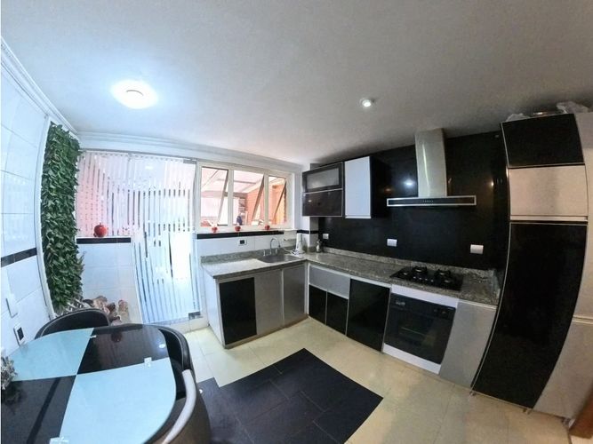 Apartamento de 4 alcobas en venta en San Patricio, Bogotá, 263 m² · foto 7 de 20