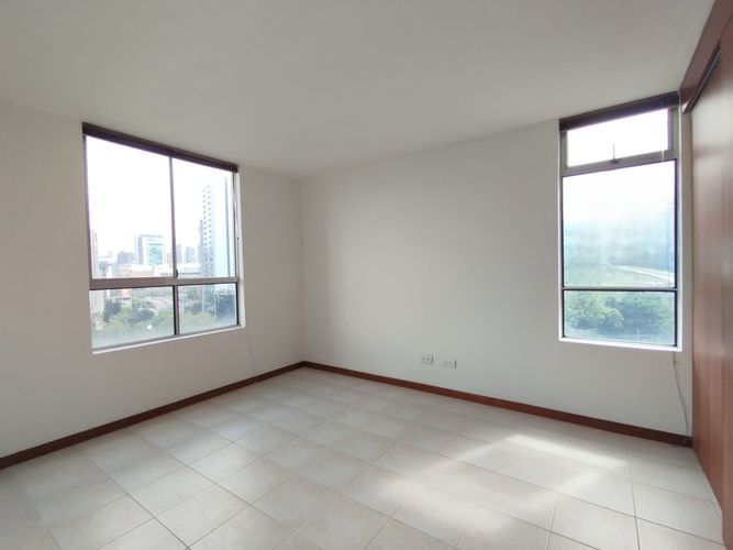 Apartamento de 3 alcobas en arriendo en El Poblado, Medellín, 80 m² · foto 8 de 15