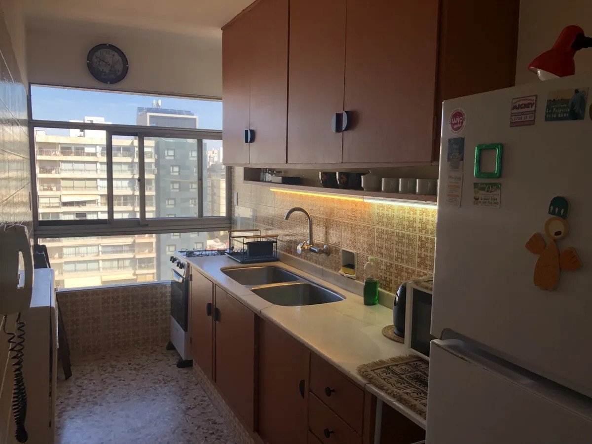 ALQUILER APARTAMENTO AMOBLADO 2 DORMS RAMBLA PUNTA CARRETAS · Foto 8
