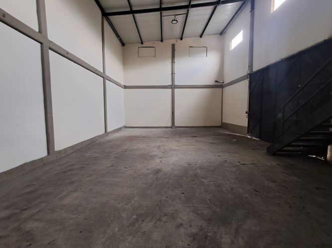 Bodega en arriendo en Los Naranjos, Dosquebradas, 250 m² · foto 3 de 8