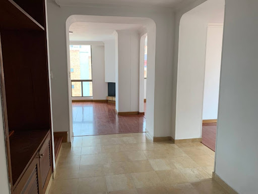 Apartamento en venta en Cedritos, Bogotá · foto 4 de 24