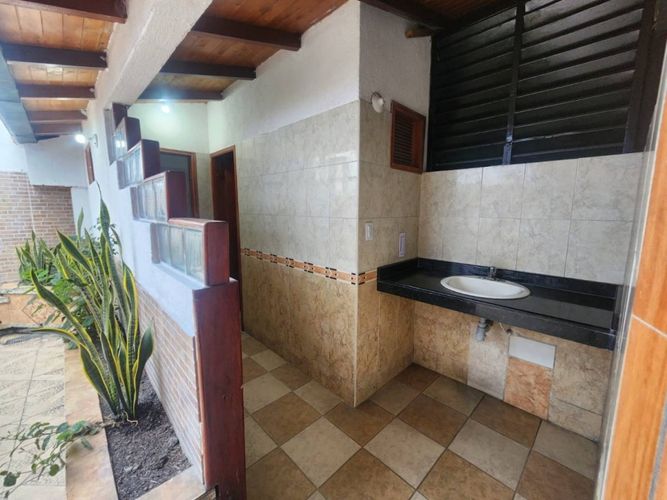 Casa de 4 alcobas en venta en Cabecera Del Llano, Bucaramanga, 454 m² · foto 6 de 7
