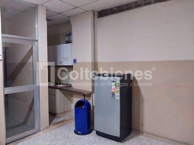 Bodega en venta en Belén, Medellín, 650 m² · foto 6 de 14