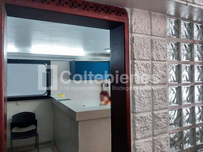 Bodega en venta en Belén, Medellín, 650 m² · foto 10 de 14