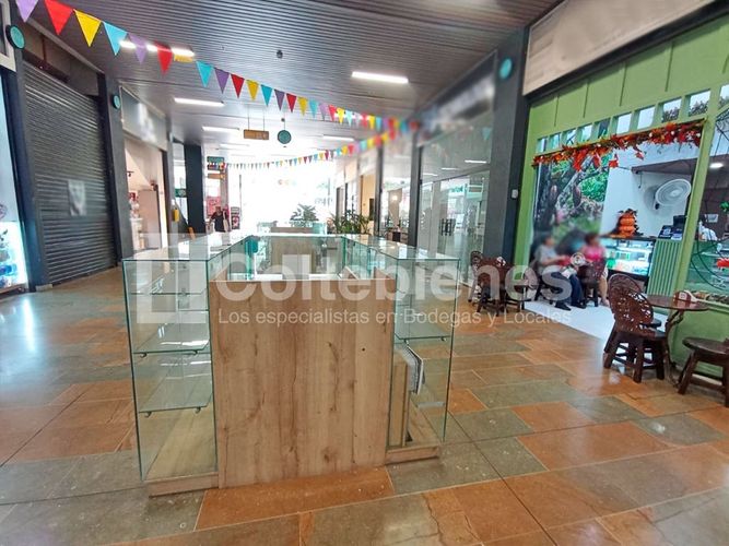 Local en arriendo en Laureles, Medellín · foto 4 de 6