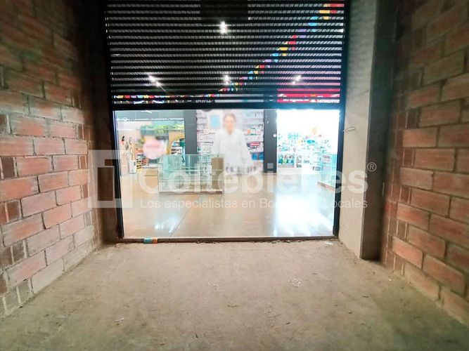 Local en arriendo en Laureles, Medellín, 17 m² · foto 7 de 11