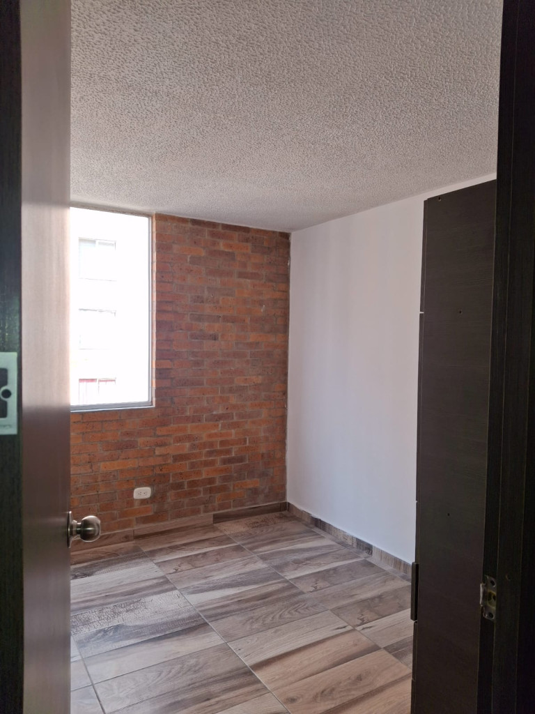Apartamento en venta en Fontibon, Bogotá · foto 8 de 21