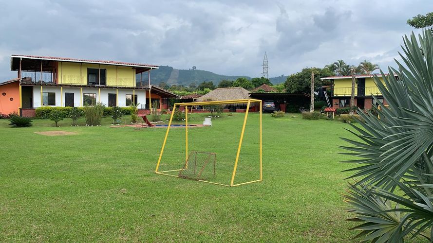 Finca en venta en La Bella, Pereira, 8050 m² · foto 4 de 7
