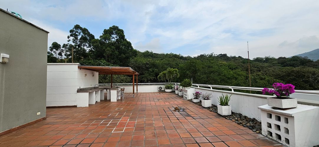 Apartamento de 2 alcobas en venta en Santa Rita, Cali, 68 m² · foto 21 de 23
