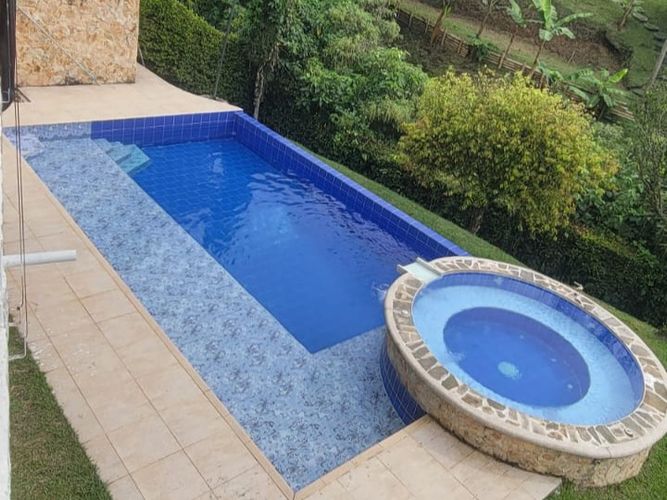 Casa de 5 alcobas en arriendo en El Estanquillo, Dosquebradas, 400 m² · foto 9 de 16